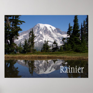 Mount Rainier Spiegelung im See Poster