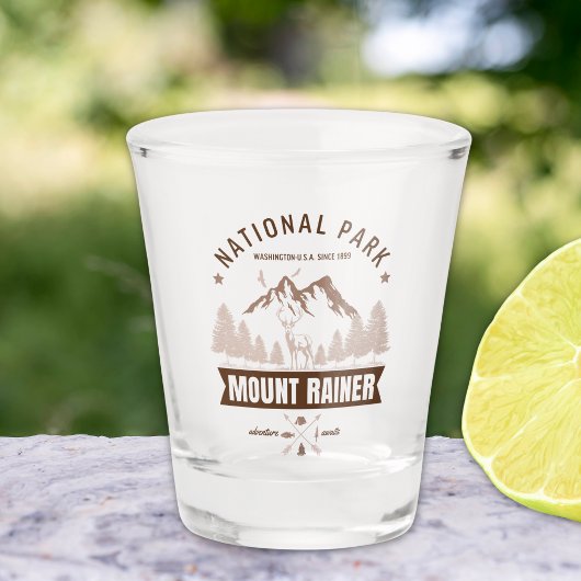 Mount Rainier Wilderness Deer Design Schnapsglas