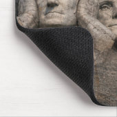 Mount Rushmore Humor mit Feuerwerk Mousepad (Ecke)