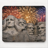 Mount Rushmore Humor mit Feuerwerk Mousepad (Vorne)