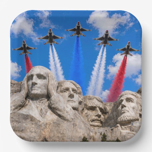 Mount Rushmore Kampfjet-Überflug Pappteller (Vorderseite)