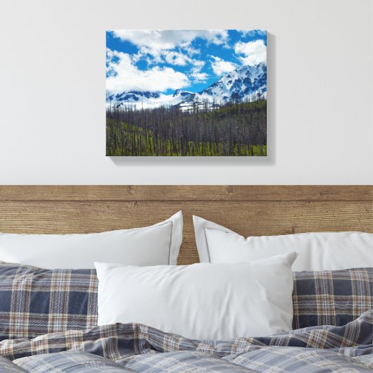 Mount Sisters Stretched Canvas Print Leinwanddruck (Insitu (Schlafzimmer))