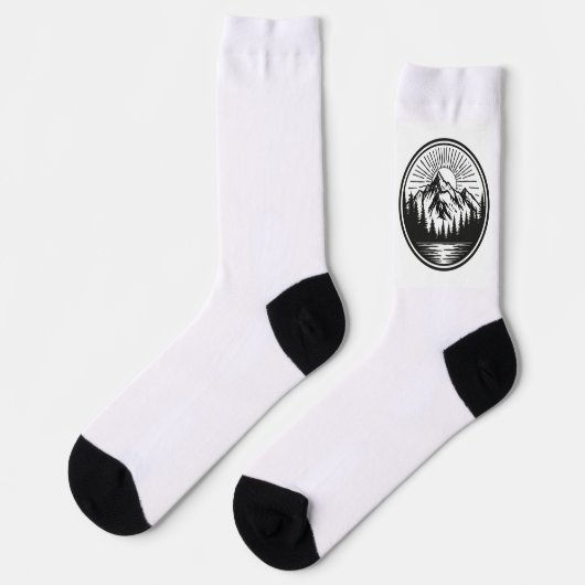 Mountain Adventure Logo | Camping Abzeichen | Outd Socken (Linkes Detail)