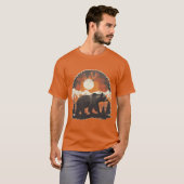Mountain Bear Sunset Mädchen T-Shirt (Vorne ganz)