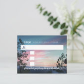Mountain Getaway Wedding RSVP Karte (Stehend Vorderseite)