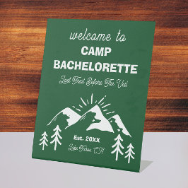 Mountain Green White Camp Bachelorette Willkommen Sockelschild