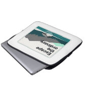 Mountain Lake Abenteuer-Zitat Kunst Laptopschutzhülle (Vorne Knopf)