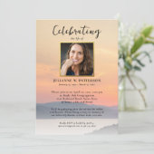 Mountain Lake Sunset Celebration of Life Foto Einladung (Stehend Vorderseite)