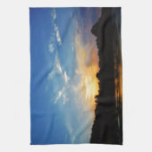 Mountain Lake Sunset Geschirrtuch (Vertikal)