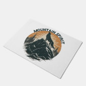 Mountain Majesty Wolf Howling auf dem Gipfel Fußmatte (Schrägansicht)