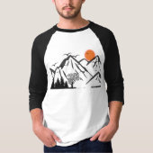 Mountain Silhouette with Flying Birds T-Shirt (Vorderseite)