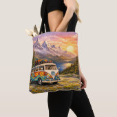 Mountain Sunset Wildflowers Retro Hippie Van Life Tasche (Von Nahem)