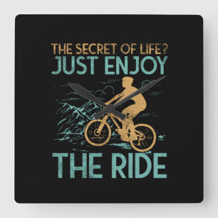Mountainbike Biker Quadratische Wanduhr