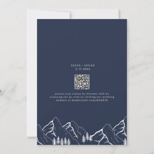 Mountains Pine Tree Navy Blue QR Code Hochzeit Einladung (Rückseite)