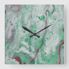 Mountains Stil. Quadratische Wanduhr