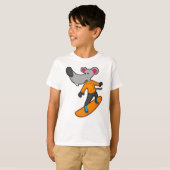 Mouse as Snowboarder with Snowboard T-Shirt (Vorne ganz)
