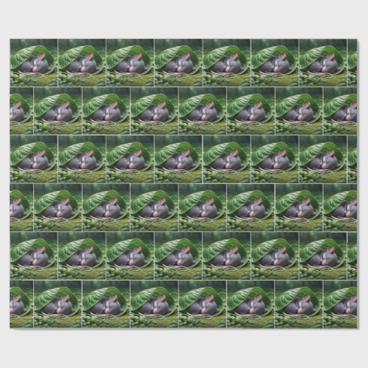 Mouse schlafen in grünem Leaf Geschenkpapier (Flach)