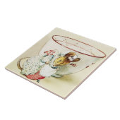 "Mouse Seamstress and Teacup" von Beatrix Potter Fliese (Seite)