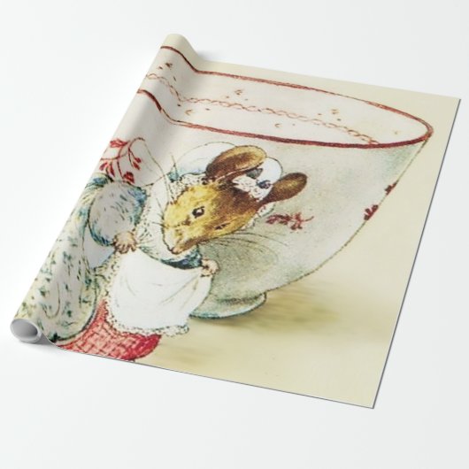 "Mouse Seamstress and Teacup" von Beatrix Potter Geschenkpapier (Ungerollt)