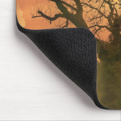 Mousepad gefleckter Herbstbaum bei Sonnenuntergang (Ecke)