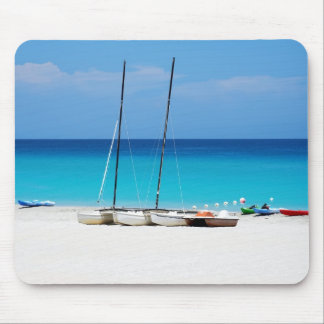 Mousepads mit einem Bild der Boote auf einem