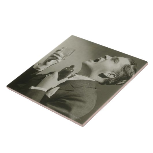 Mouthcare Fliese (Seite)