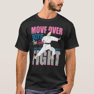 "Move over Boys Girl" zeigt Ihnen, wie Sie Karate T-Shirt