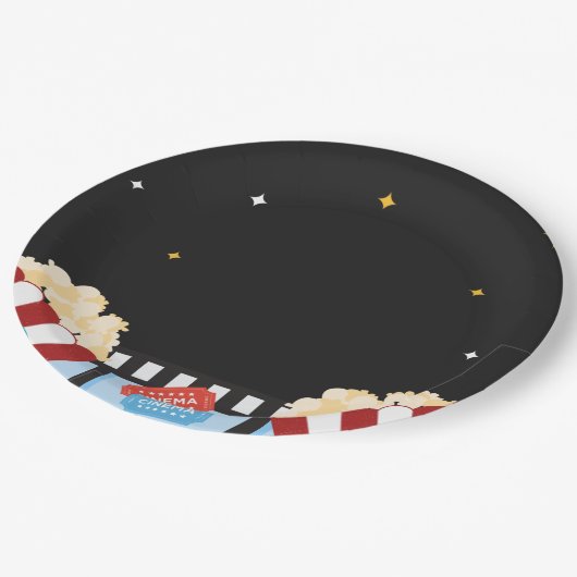 Movie Night Backyard Party Popcorn Theater Thema Pappteller (Schrägansicht)