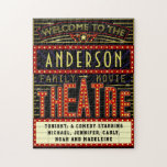 Movie Theater Marquee Zuhause Cinema | INDIVIDUELL Puzzle<br><div class="desc">Genießen Sie einen Familienfilmabend im Stil mit diesem originalen Theater-/Theaterpuzzle. Dieses personalisierte Puzzle, das wie ein Retro-Kinomarquee mit Imitat-Lichtern und viel Funkeln aussieht, ist das perfekte Geschenk für jeden Film. Die Hauptfarben sind rot, gold und schwarz. Alle Texte können personalisiert sein, außer den Wörtern "Willkommen im Theater" und "Theater". Das...</div>