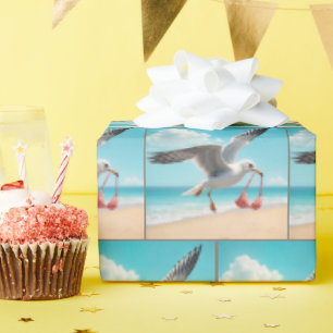 Möwe fliegt mit Bikini-Oberteil Geschenkpapier