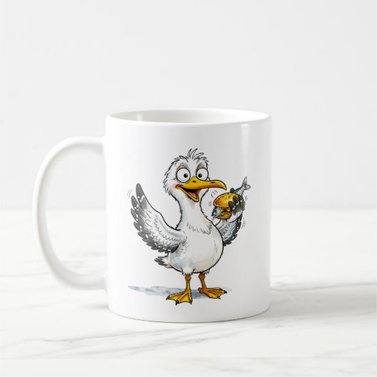 Möwe hält Fischsandwich an der Küste Kaffeetasse (Links)