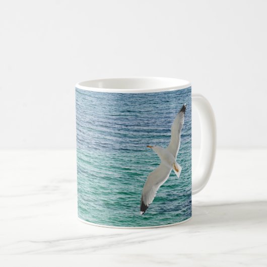 Möwe über dem Meer Kaffeetasse (VorderseiteRechts)