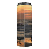 Möwen am Meer bei Sonnenuntergang Thermosbecher (Rückseite)