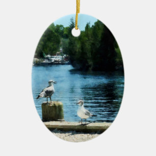 Möwen auf Pier Keramikornament
