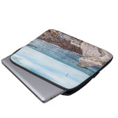 Möwen, die über die Bucht fliegen Laptopschutzhülle (Vorne Knopf)