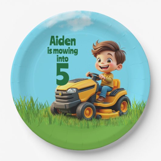 Mowing Into Lawn Mower Birthday Party Pappteller (Vorderseite)