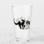 Moxie das Schwarz-weiße Kuh-Katzen-trinkende Glas (Vorderseite)
