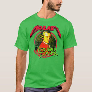 Mozart-Anforderung in D gering beängstigend  T-Shirt