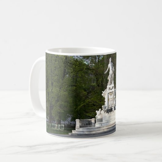 Mozart-Statue Kaffeetasse (Vorderseite Links)