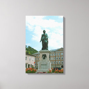 Mozartstatue in Salzburg Leinwanddruck