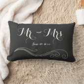 Mr. and Mrs Black and White Wedding Pillows Lendenkissen (Decke)