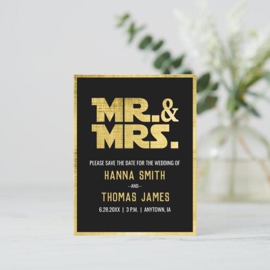 Mr. and Mrs Black Gold Sci Fi Theme Wedding Ankündigungspostkarte (Stehend Vorderseite)