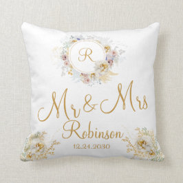 Mr. and Mrs. Gold Floral Monogram Logokissen Kissen
