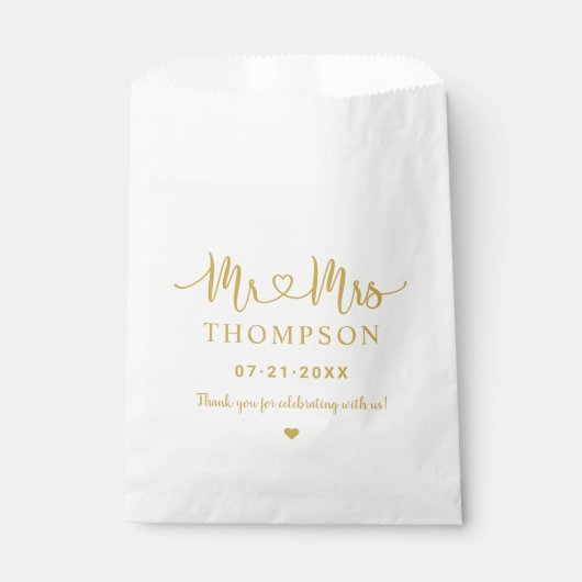 Mr. and Mrs. Gold Heart Script Personalisiert Wedd Geschenktütchen (Vorderseite)