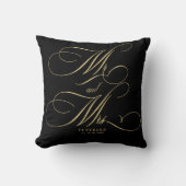 Mr. and Mrs. gold script personalisierte Hochzeits Kissen (Vorderseite)
