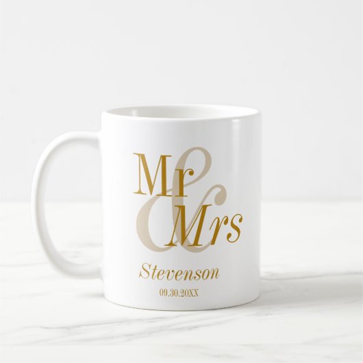 Mr. and Mrs Gold Script Wedding Gift Kaffeetasse (Links)