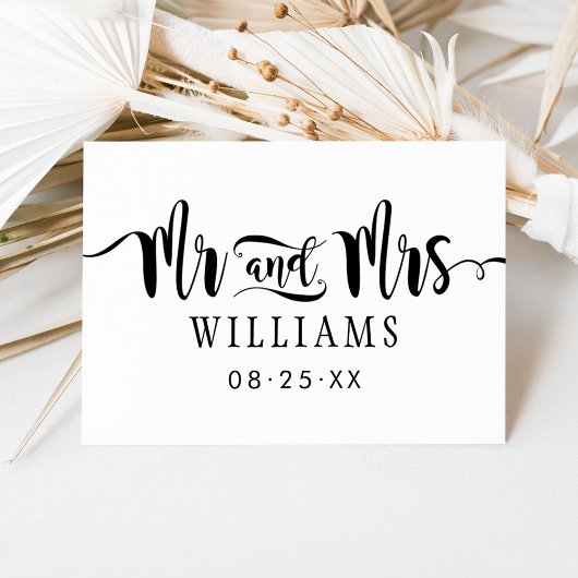 Mr. and Mrs Modern Black Handwriting Script Weddin Dankeskarte