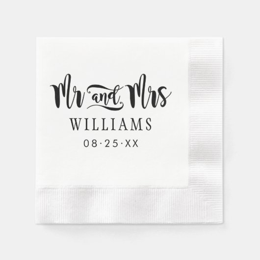 Mr. and Mrs Modern Black Handwriting Script Weddin Serviette (Vorderseite)