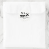 Mr. and Mrs Modern Bold Gastgeschenk Hochzeit Stic Runder Aufkleber (Tasche)