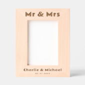 Mr. and Mrs. names date Retro Schriftart Hochzeit Geätzte Rahmen (Vorderseite)